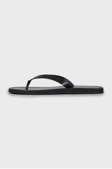 Leather slides with textured soles