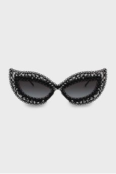 Sunglasses with patterned frames