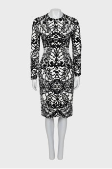 Black and white dress with long sleeves