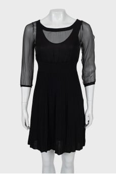 Mesh dress with pleated hem