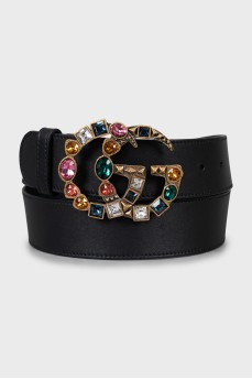 Leather belt with rhinestones on the buckle