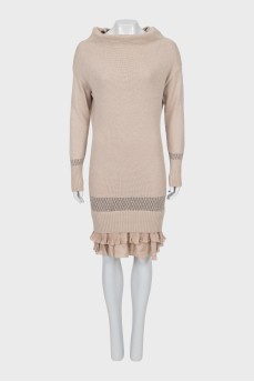 Knitted dress with pleated hem