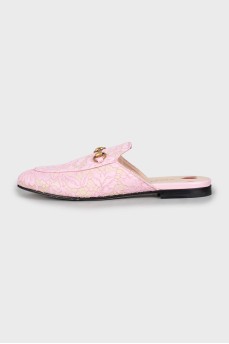 Leather mules decorated with lace