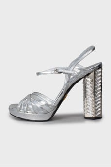 Silver sandals with heel decoration