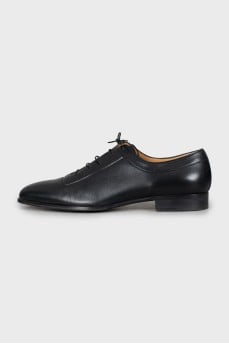 Men's leather shoes with laces