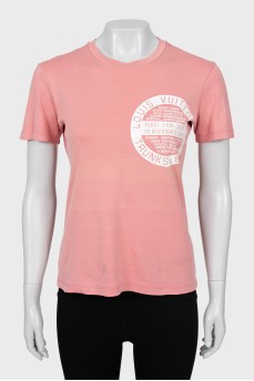 Pink fitted t-shirt