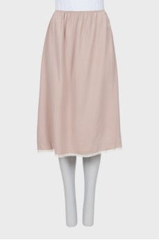 Midi skirt decorated with lace