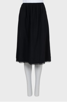 Skirt with elastic band decorated with lace
