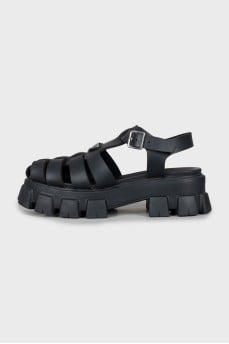 Men's sandals with a massive sole