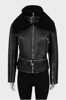Short sheepskin coat with zipper