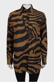 Printed shirt, long at the back
