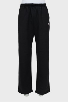 Men's trousers with embroidered logo