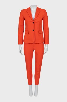 Suit with red trousers