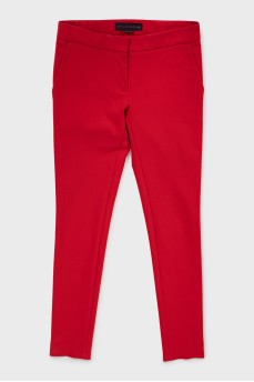 Tapered trousers in red