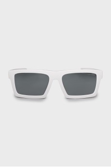 Rectangular sunglasses with logo on temples