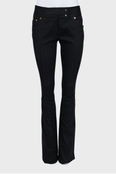 Flared trousers with a mid-rise