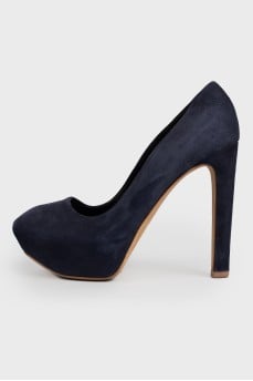 Suede navy pumps