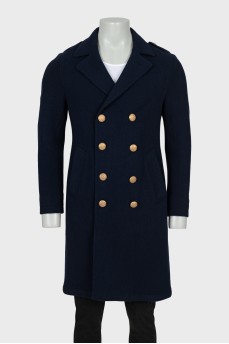 Men's coat with patch on sleeve