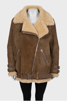 Oversized brown sheepskin coat