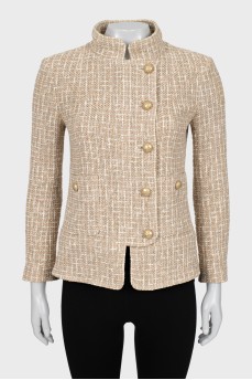 Fitted jacket with massive buttons