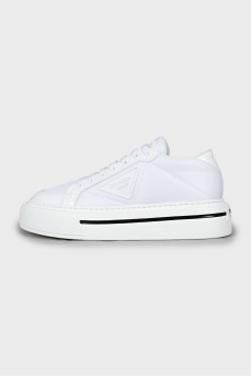 Leather sneakers with brand logo