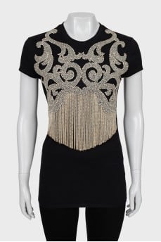T-shirt decorated with rhinestones and beads