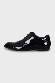 Men's patent leather shoes