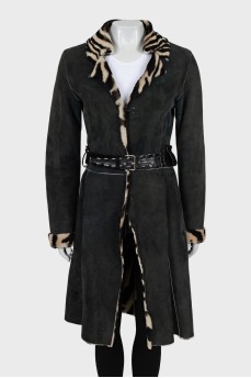 Sheepskin coat with animal print and belt