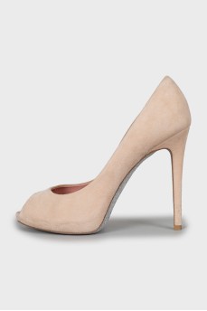 Suede shoes with shiny soles