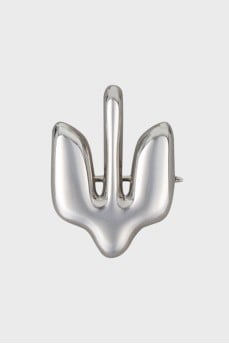 Silver brooch in the shape of a trident
