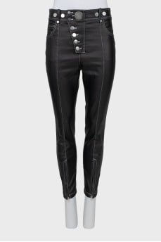 Skinny jeans with contrast seams