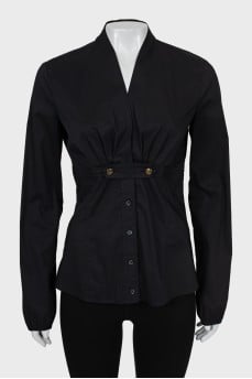 Fitted blouse with buttons