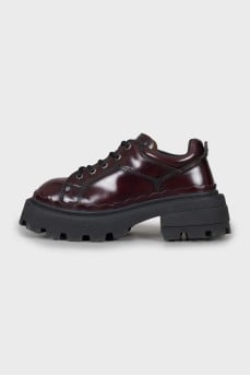 Burgundy shoes with chunky soles