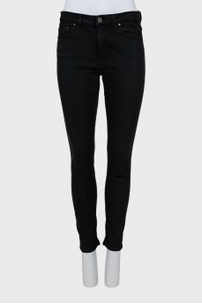 Black skinny jeans