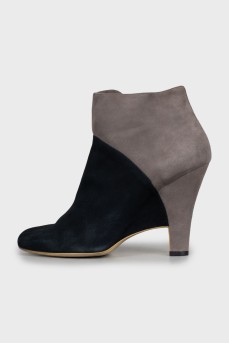 Two-tone suede ankle boots
