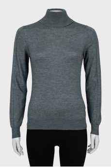 Gray cashmere and silk turtleneck