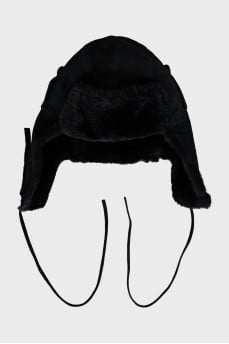 Insulated hat in black
