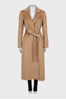 Wool coat with belt