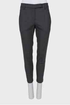 Gray trousers with seam trim