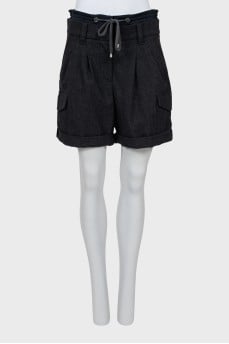 Wool shorts with double belt