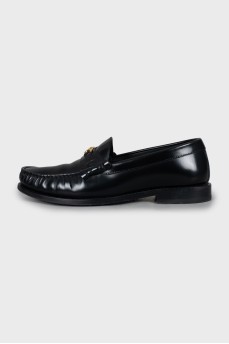 Leather loafers with signature decor