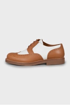 Two-tone leather brogues