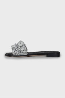 Flip flops decorated with beads