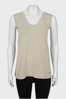 Knitted vest made of silk and cotton