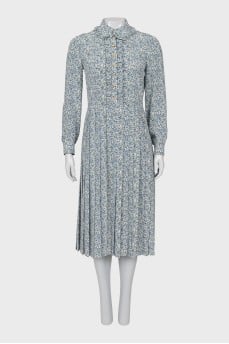 Fitted silk dress