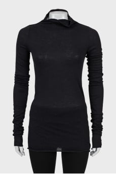 Black turtleneck with long sleeves