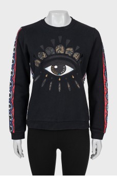 Black sweatshirt with branded embroidery