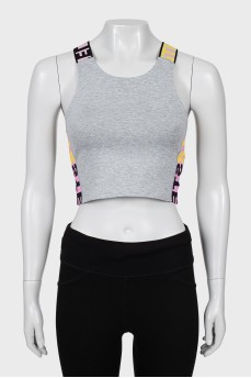 Sports top with a tight fit