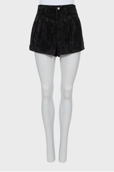 Cropped suede shorts