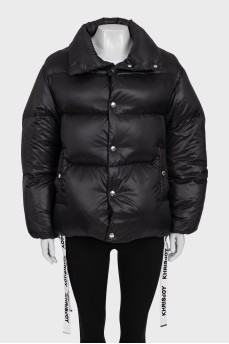 Down jacket decorated with a brand logo